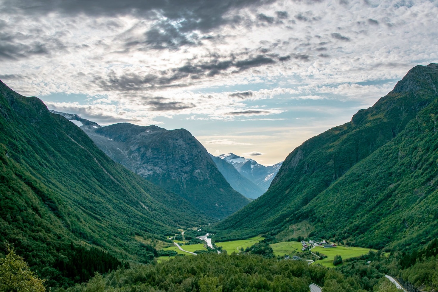 Designing Homes That Harmonize With Nature